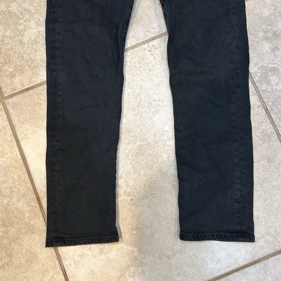 AGOLDE Toni Mid-Rise Slim Straight Jeans 26 Washed Black - Picture 7 of 9